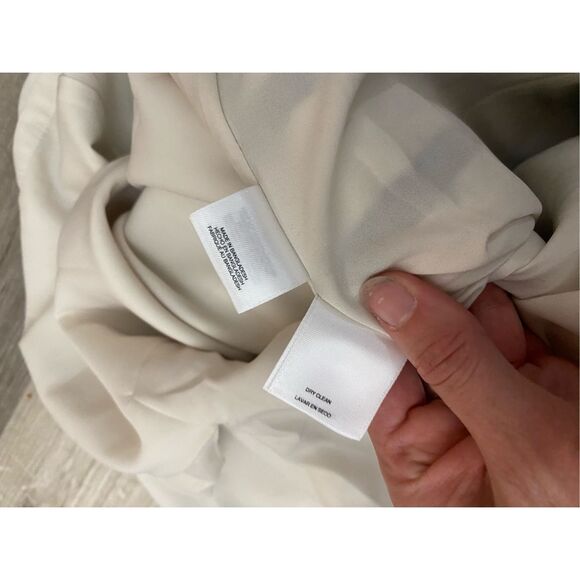 Kasper NWT Black Piped Cream Crepe Sheath Dress, Size 16P, MSRP $89 - Picture 10 of 12